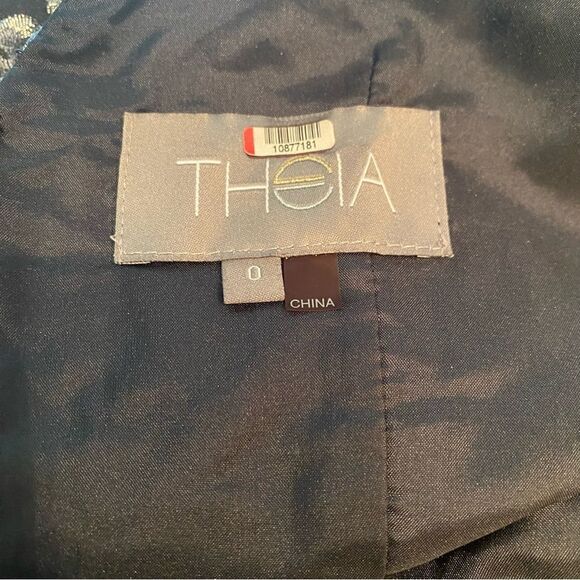 Theia Silver Jacquard Gown Size 0 - Picture 5 of 5